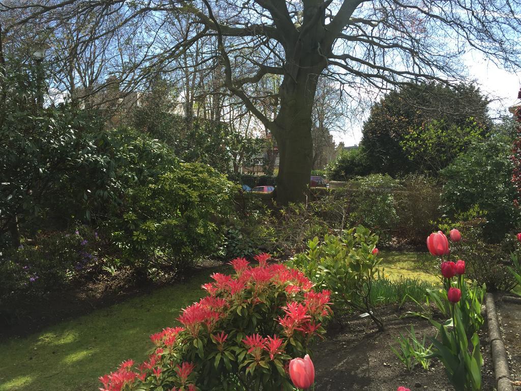 Claremont House Bed & Breakfast Edinburgh Bagian luar foto
